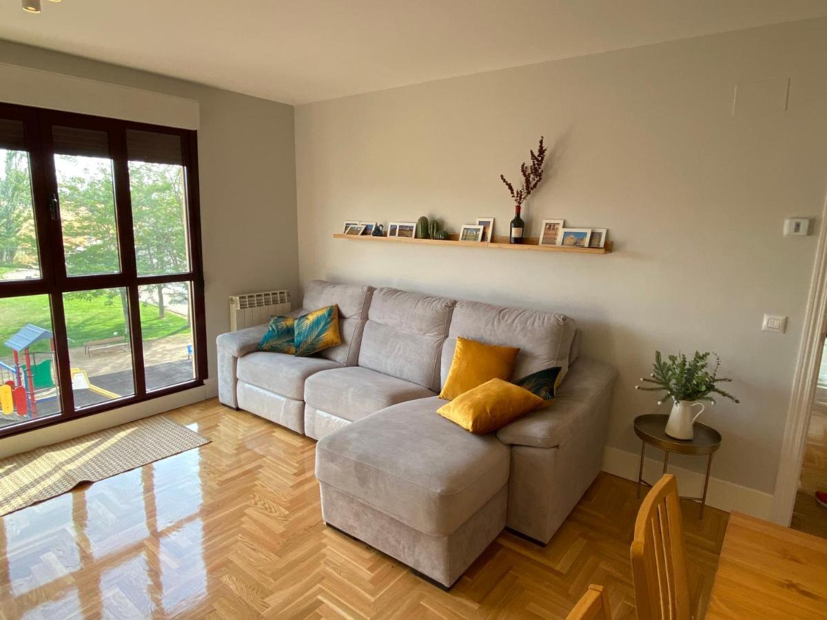 Apartamento Ideal A La Entrada De Salamanca !!! Santa Marta de Tormes Exterior photo
